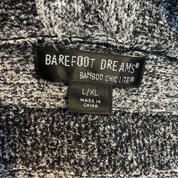 Barefoot Dreams Bamboo Chic Cardigan - Picture 4 of 4